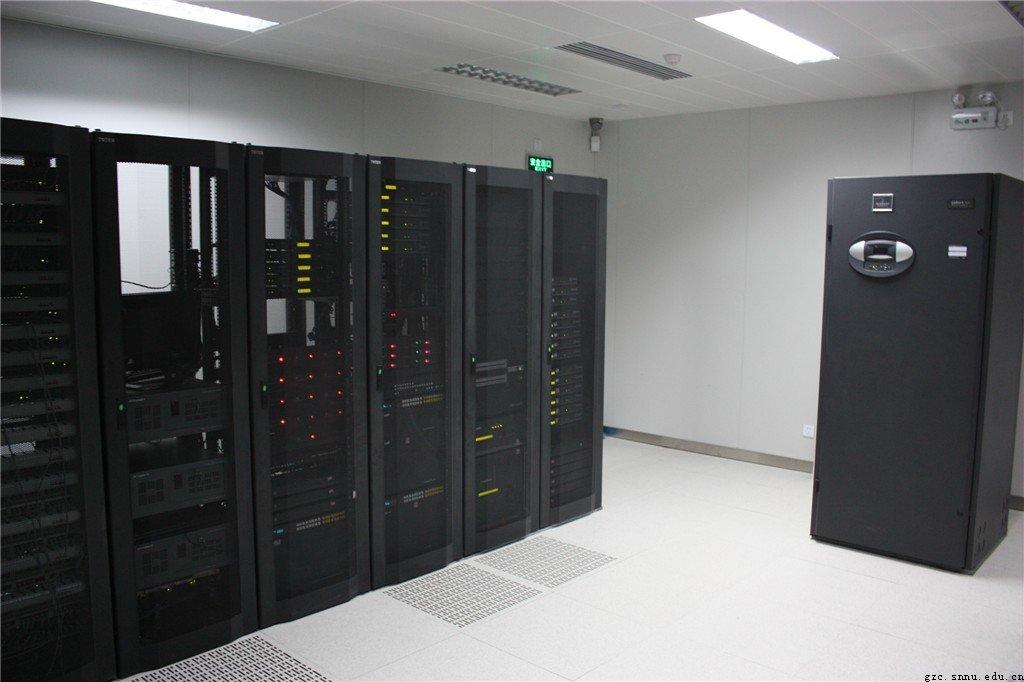 數(shù)據(jù)中心為什么要使用專用恒溫恒濕空調(diào)(圖1) 數(shù)據(jù)中心為什么要使用專用恒溫恒濕空調(diào)